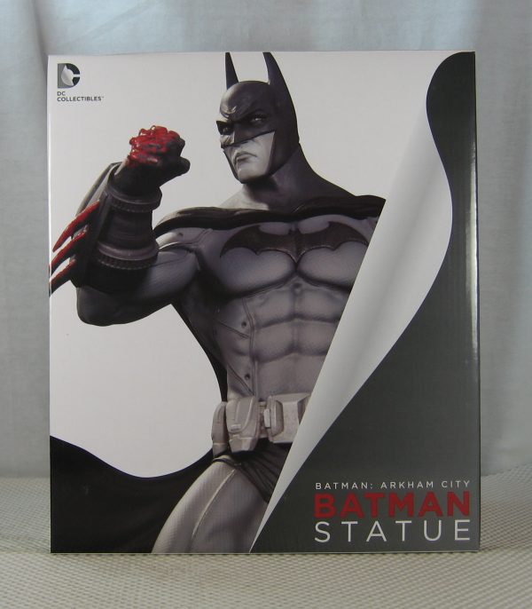 Batman Arkham City Batman Statue DC Collectibles NEW SEALED - Image 2